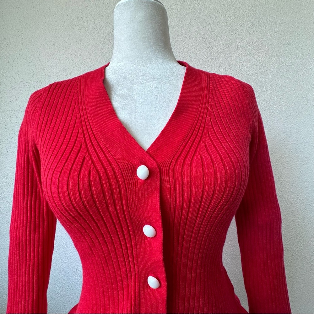 Commense Red Cardigan Ruffled Trim Pearl Button Long Sleeve SZ M NWT - Picture 6 of 12
